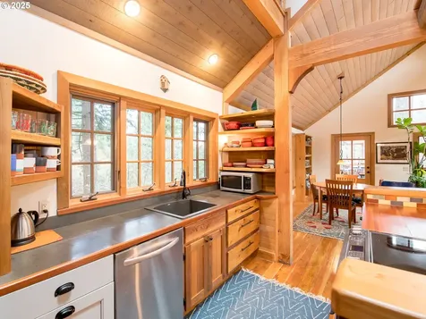 330 NW Kanaka Creek Road Stevenson WA 98648