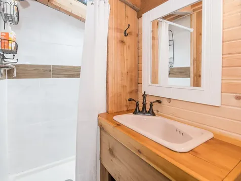 330 NW Kanaka Creek Road Stevenson WA 98648