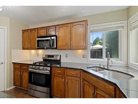 215 NW 150th Way Vancouver WA 98685
