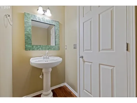 215 NW 150th Way Vancouver WA 98685