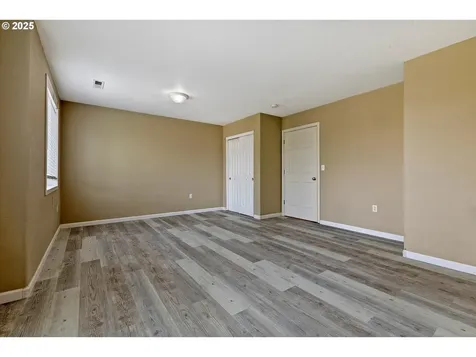 215 NW 150th Way Vancouver WA 98685
