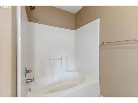 215 NW 150th Way Vancouver WA 98685