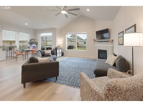 1746 N Millican Creek Street Lafayette OR 97127