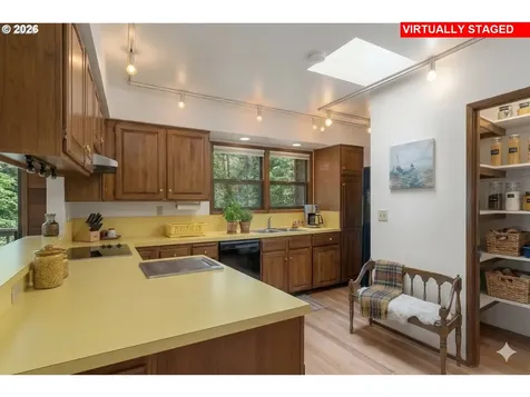 1346 Fisher Road Roseburg OR 97471