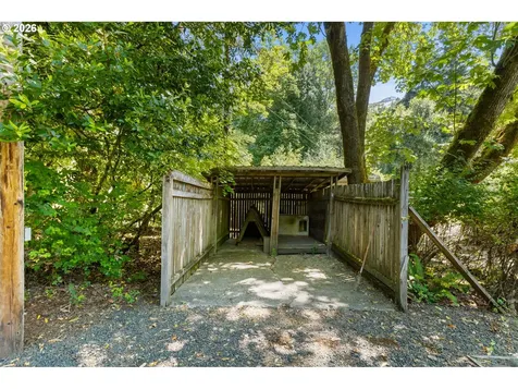 1346 Fisher Road Roseburg OR 97471