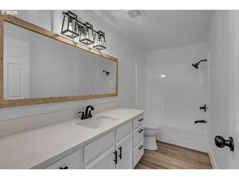2427 Exmoor Court SE Salem OR 97317
