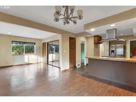 3330 SW 87th Avenue Portland OR 97225