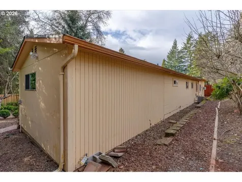 3330 SW 87th Avenue Portland OR 97225