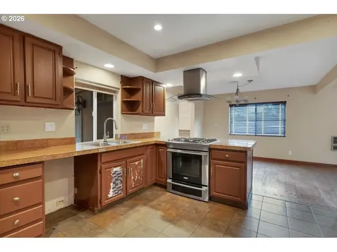 3330 SW 87th Avenue Portland OR 97225