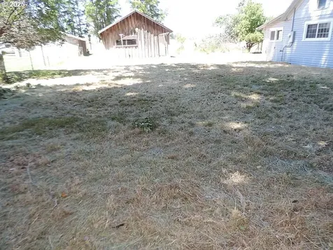 314 NW Second Street Grass Valley OR 97029