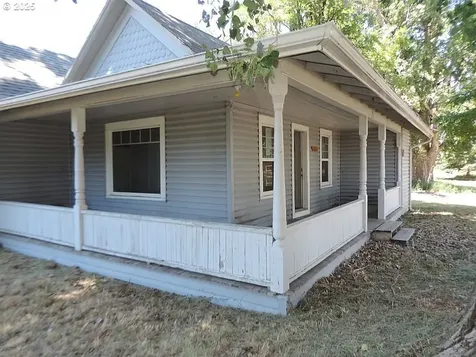 314 NW Second Street Grass Valley OR 97029