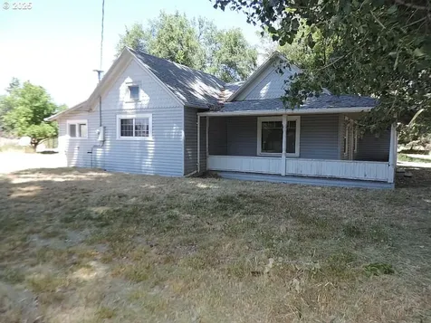 314 NW Second Street Grass Valley OR 97029