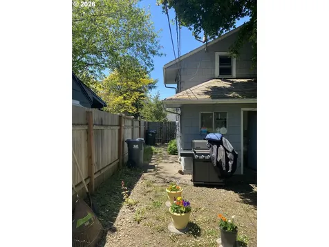 2963 Alder Street Eugene OR 97405