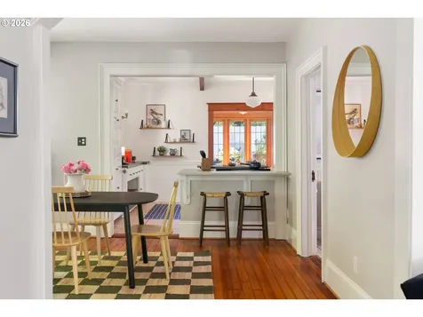 1204 SE 34th Avenue Portland OR 97214