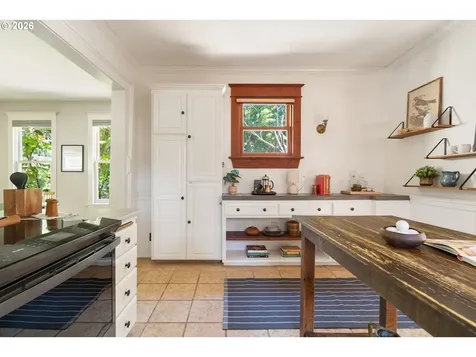1204 SE 34th Avenue Portland OR 97214