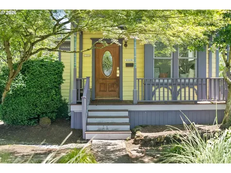 1204 SE 34th Avenue Portland OR 97214
