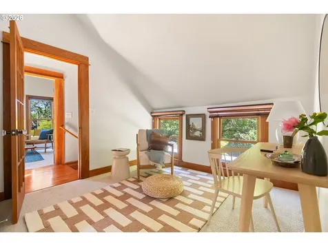 1204 SE 34th Avenue Portland OR 97214