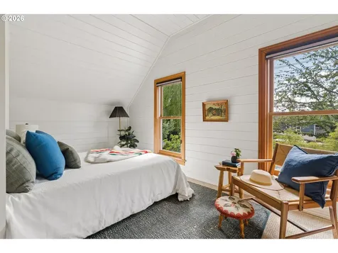 1204 SE 34th Avenue Portland OR 97214