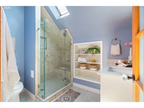 1204 SE 34th Avenue Portland OR 97214