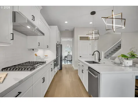 11808 NW Weaver Lane Portland OR 97229