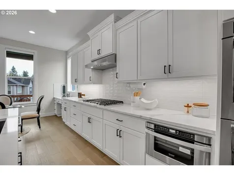 11808 NW Weaver Lane Portland OR 97229