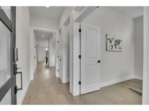 11808 NW Weaver Lane Portland OR 97229