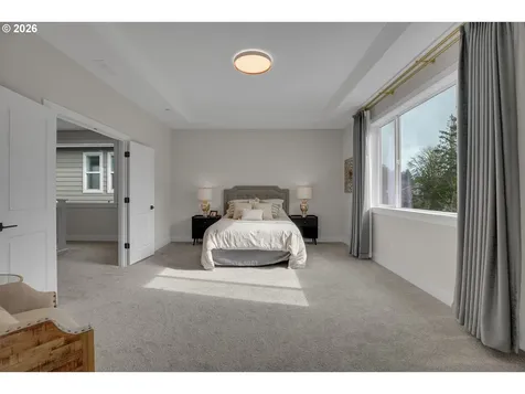 11808 NW Weaver Lane Portland OR 97229