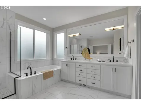 11808 NW Weaver Lane Portland OR 97229