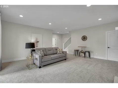 11808 NW Weaver Lane Portland OR 97229