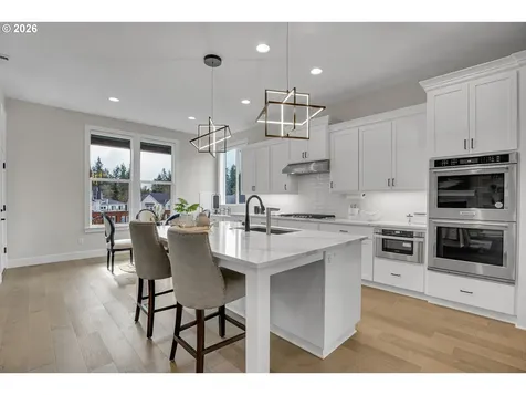 11808 NW Weaver Lane Portland OR 97229