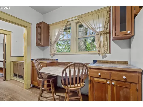 482 Ewald Avenue SE Salem OR 97302