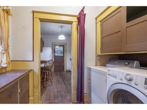 482 Ewald Avenue SE Salem OR 97302
