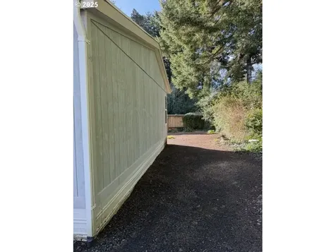 530 Shorepines Court Coos Bay OR 97420