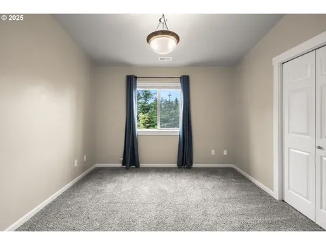 13243 SE Buford Court Portland OR 97236