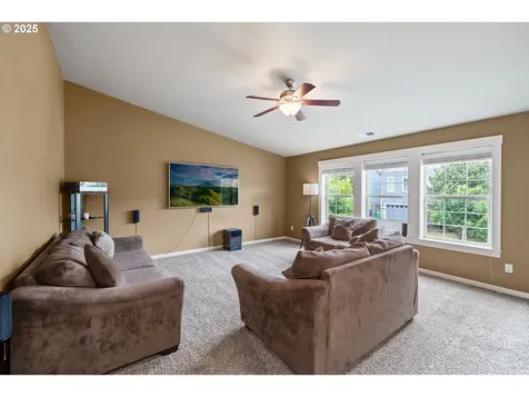 13243 SE Buford Court Portland OR 97236