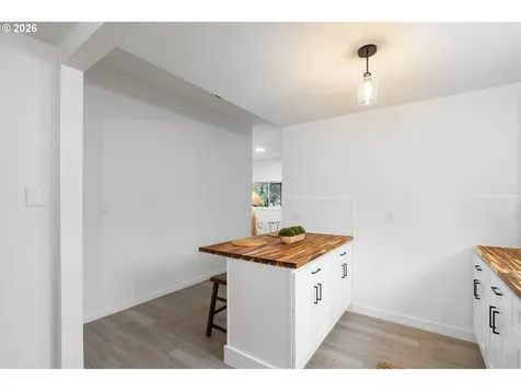 6023 N Amherst Street Portland OR 97203