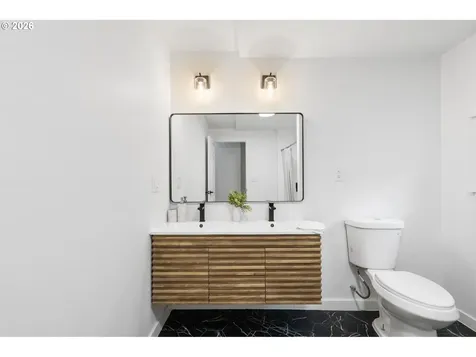 6023 N Amherst Street Portland OR 97203