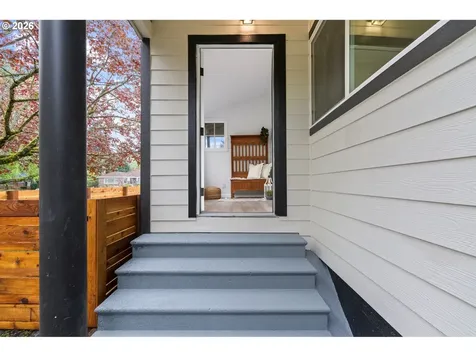 6023 N Amherst Street Portland OR 97203