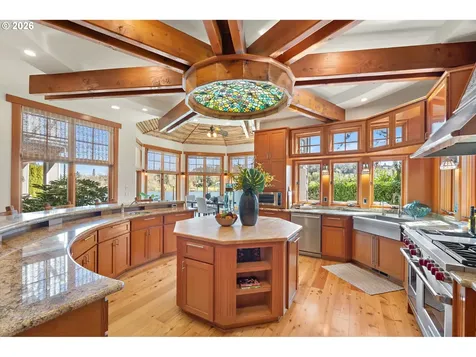 12790 S Fielding Road Lake Oswego OR 97034