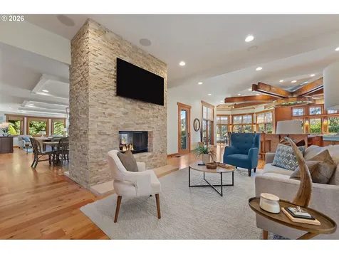 12790 S Fielding Road Lake Oswego OR 97034