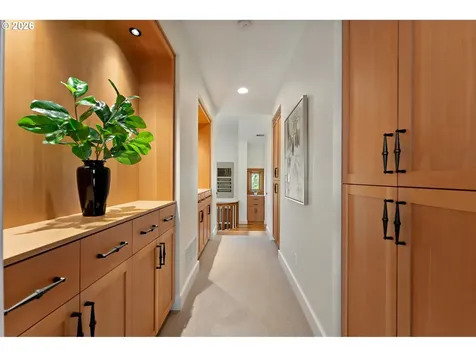 12790 S Fielding Road Lake Oswego OR 97034