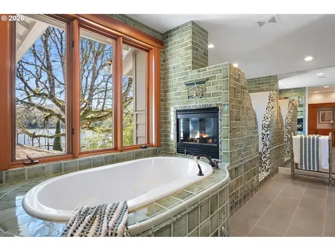 12790 S Fielding Road Lake Oswego OR 97034