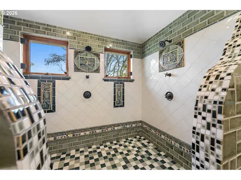 12790 S Fielding Road Lake Oswego OR 97034