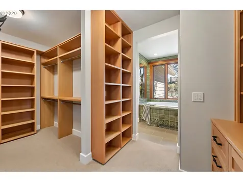 12790 S Fielding Road Lake Oswego OR 97034