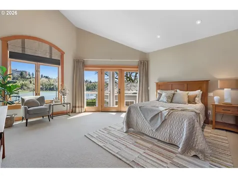 12790 S Fielding Road Lake Oswego OR 97034