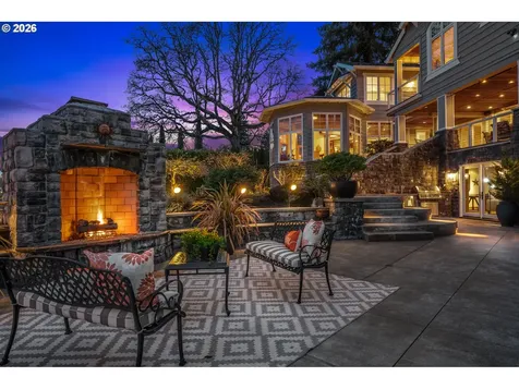 12790 S Fielding Road Lake Oswego OR 97034