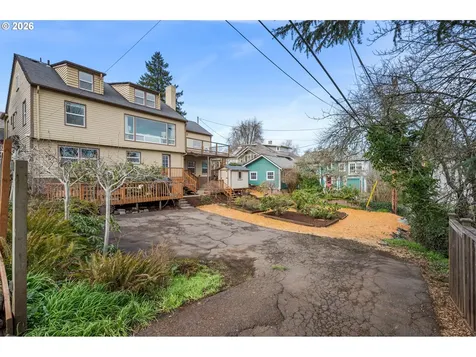 2031 Olive Street Eugene OR 97405