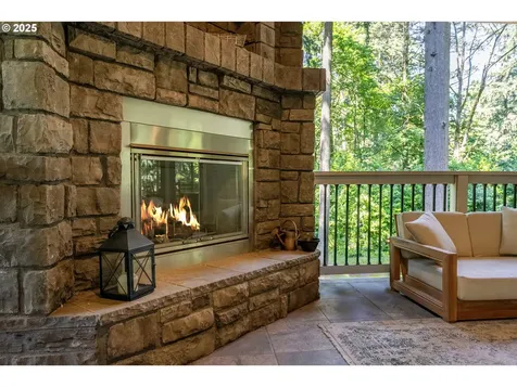 17677 Westview Drive Lake Oswego OR 97034