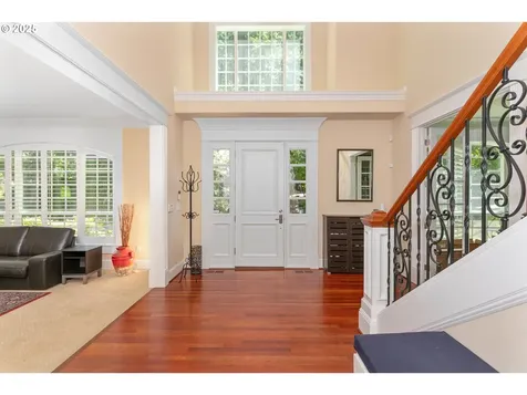 17677 Westview Drive Lake Oswego OR 97034