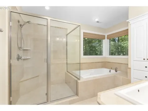 17677 Westview Drive Lake Oswego OR 97034